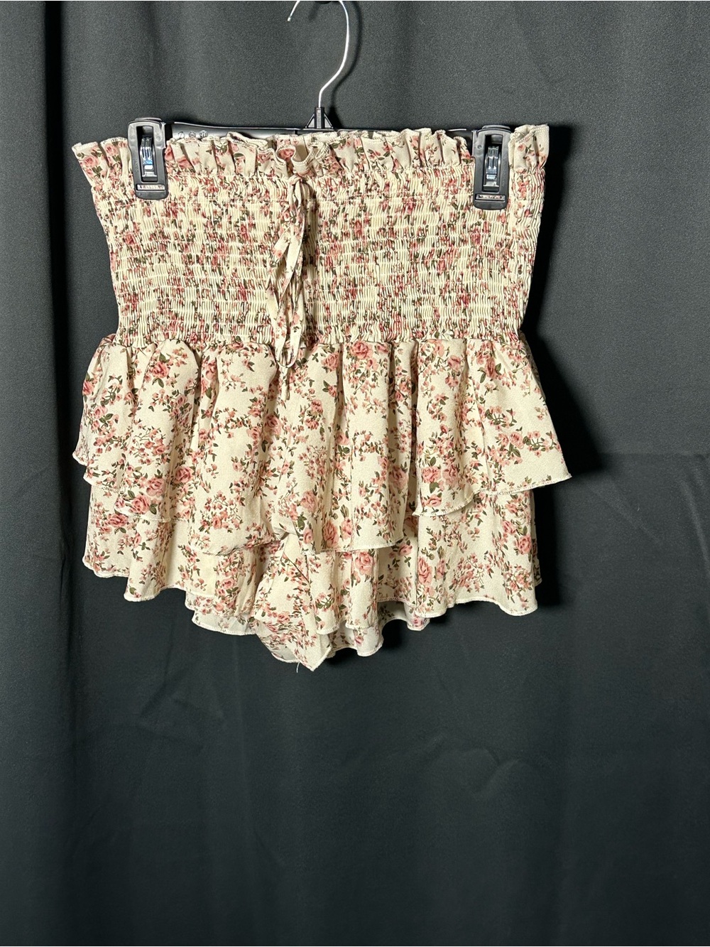 SHEIN 0X Floral Ruffle Smocked skort- Cream with Pink Rose Print